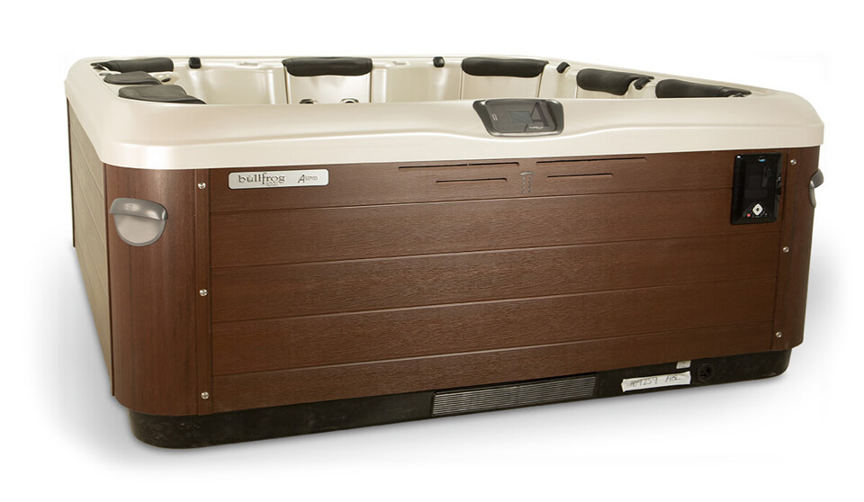 Oasis Hot Tub & Sauna Bullfrog Model A7