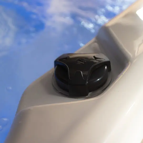 Calm Diverter Valves